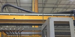 混合电缆运输车