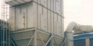 self-cleaning dust collector